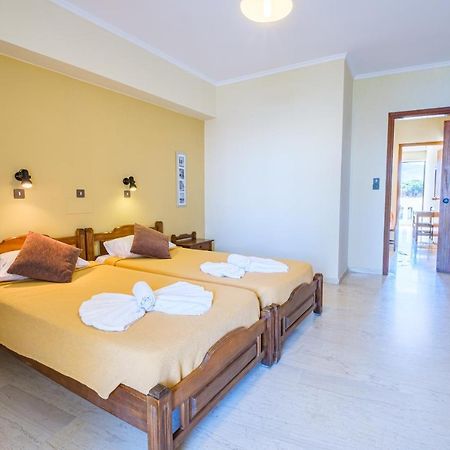 Seaside Apartments Ampavris Extérieur photo