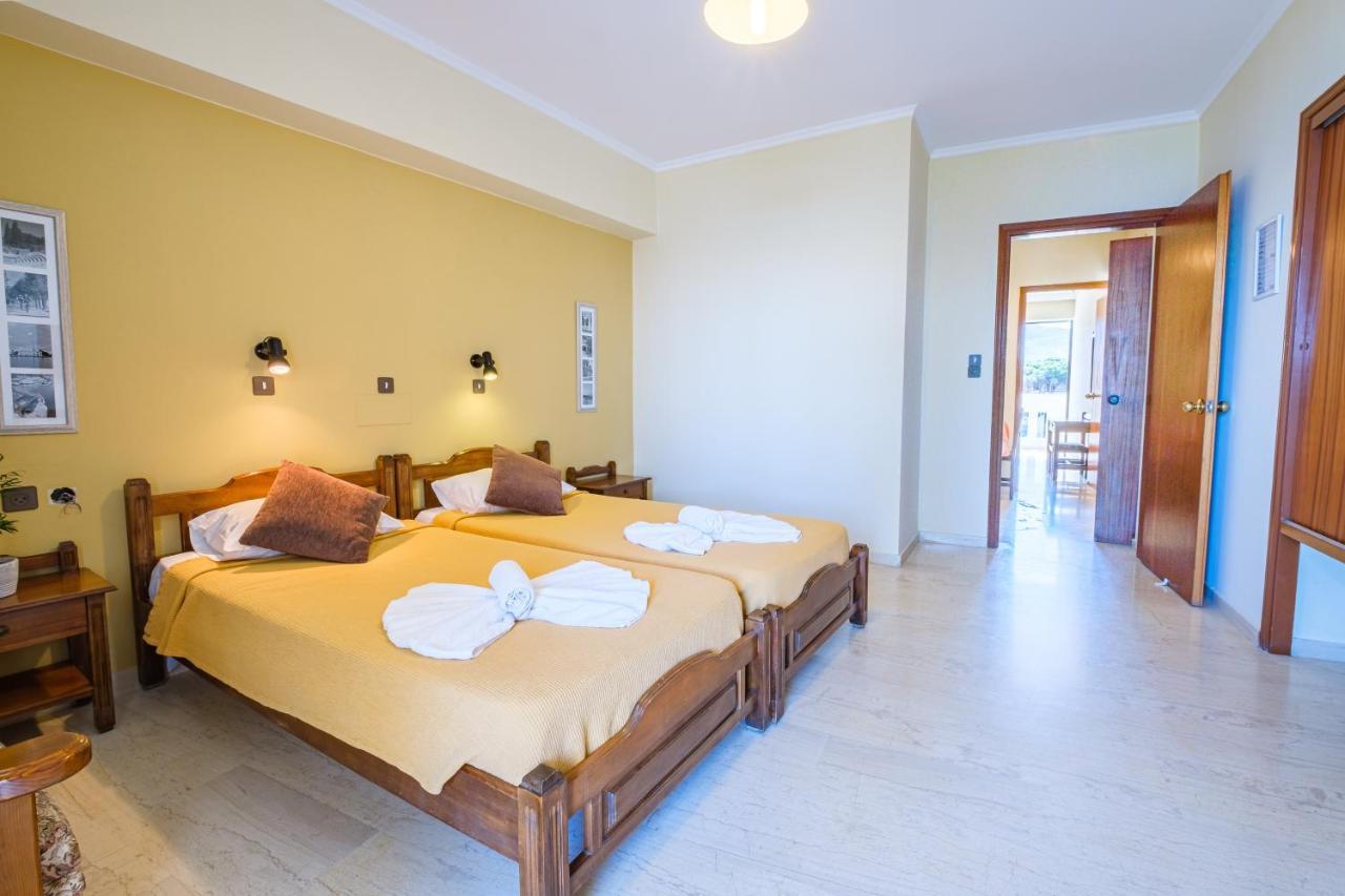 Seaside Apartments Ampavris Extérieur photo