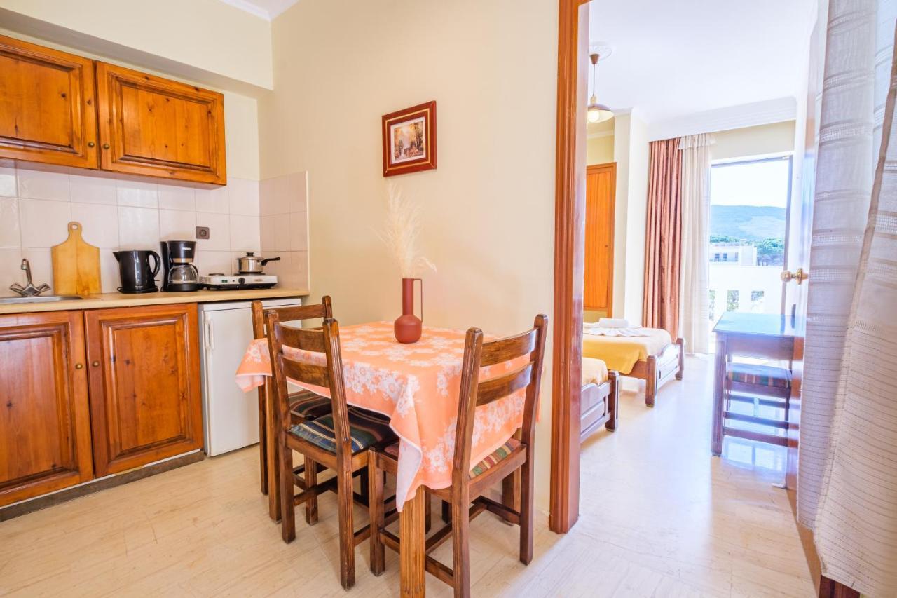 Seaside Apartments Ampavris Extérieur photo