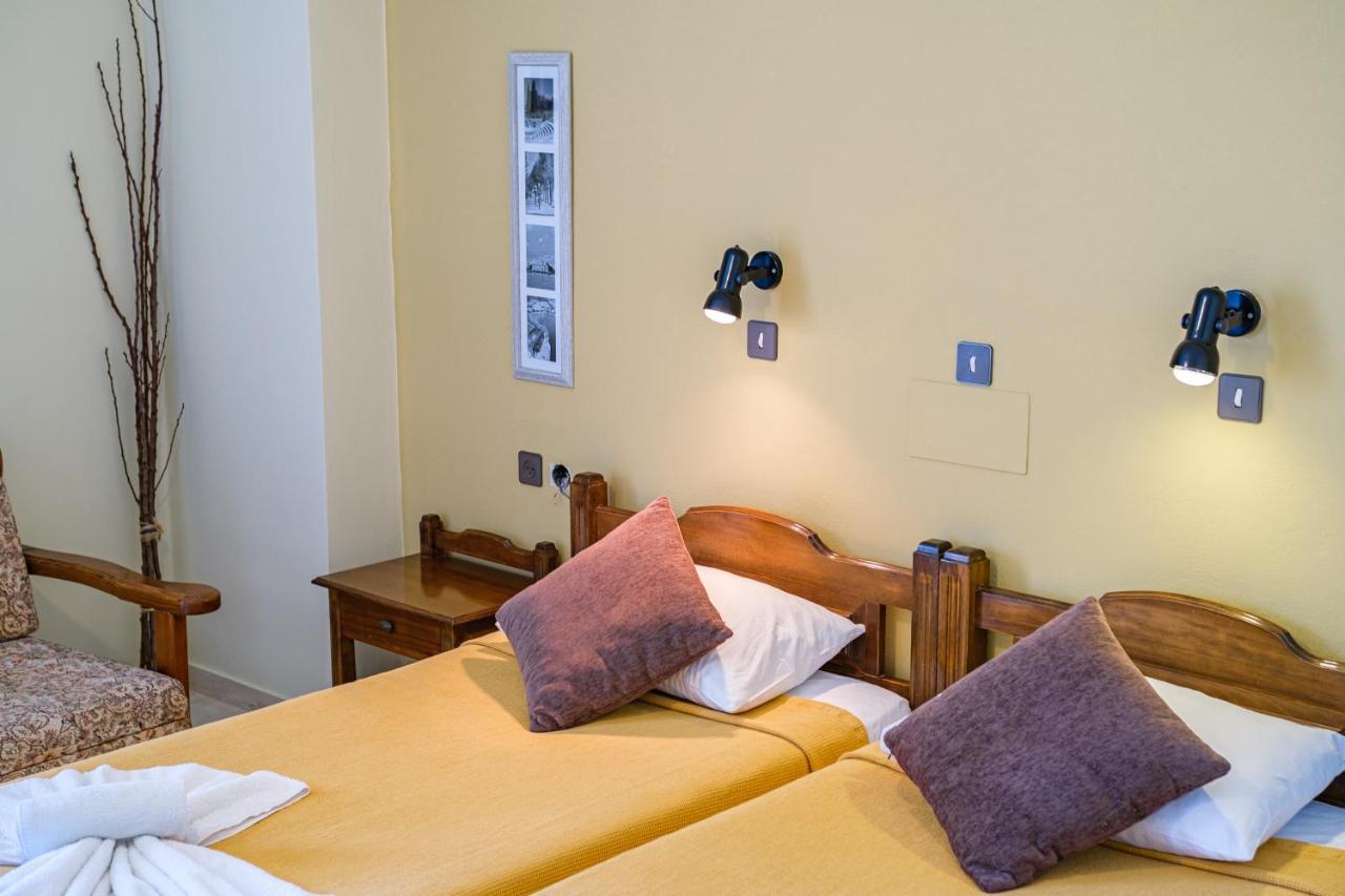 Seaside Apartments Ampavris Extérieur photo