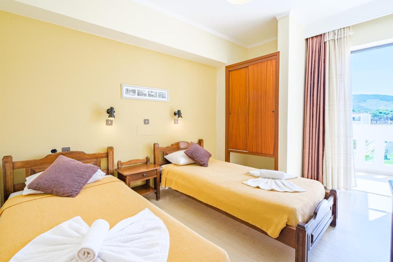 Seaside Apartments Ampavris Extérieur photo