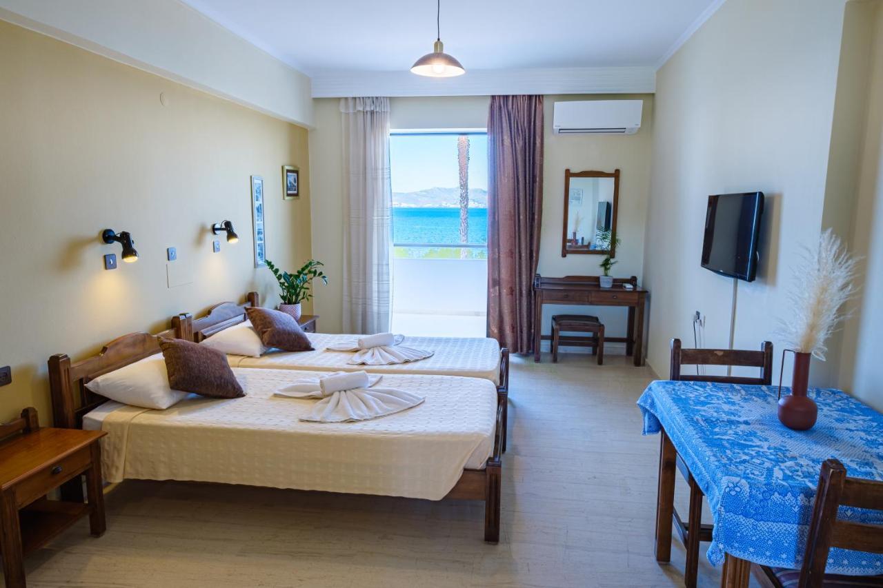 Seaside Apartments Ampavris Extérieur photo